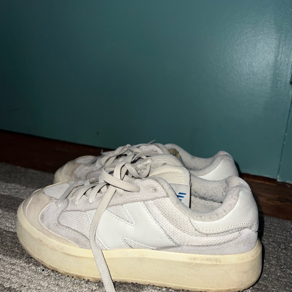 New Balance Cream and White Women's Sneakers